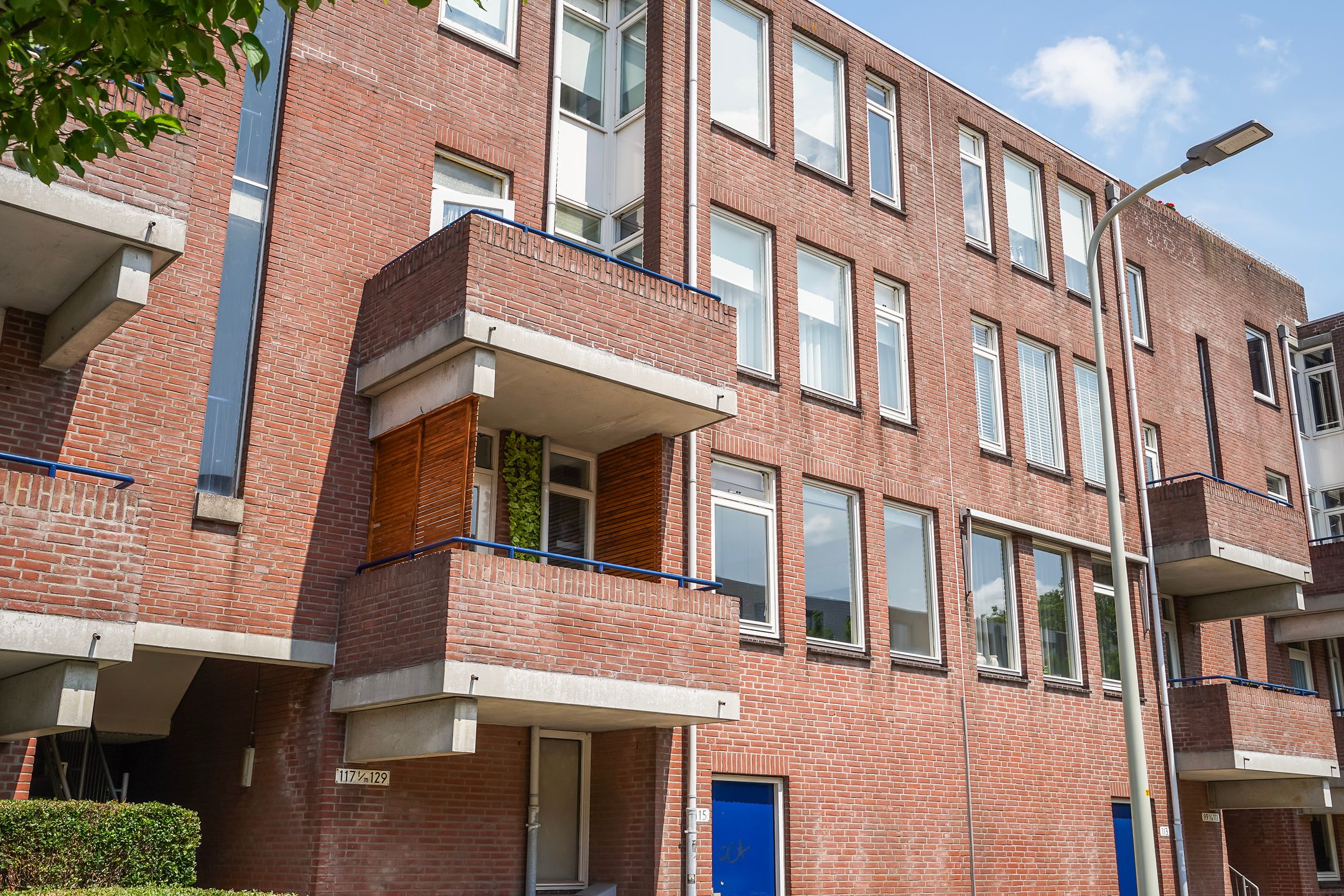 Foto 24 van Gerrit van der Veenlaan 121