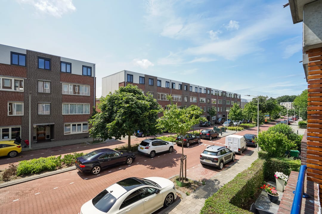 Foto 26 van Gerrit van der Veenlaan 121