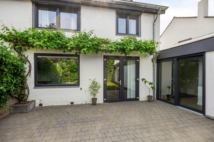 Foto 39 van Johan Frisostraat 9