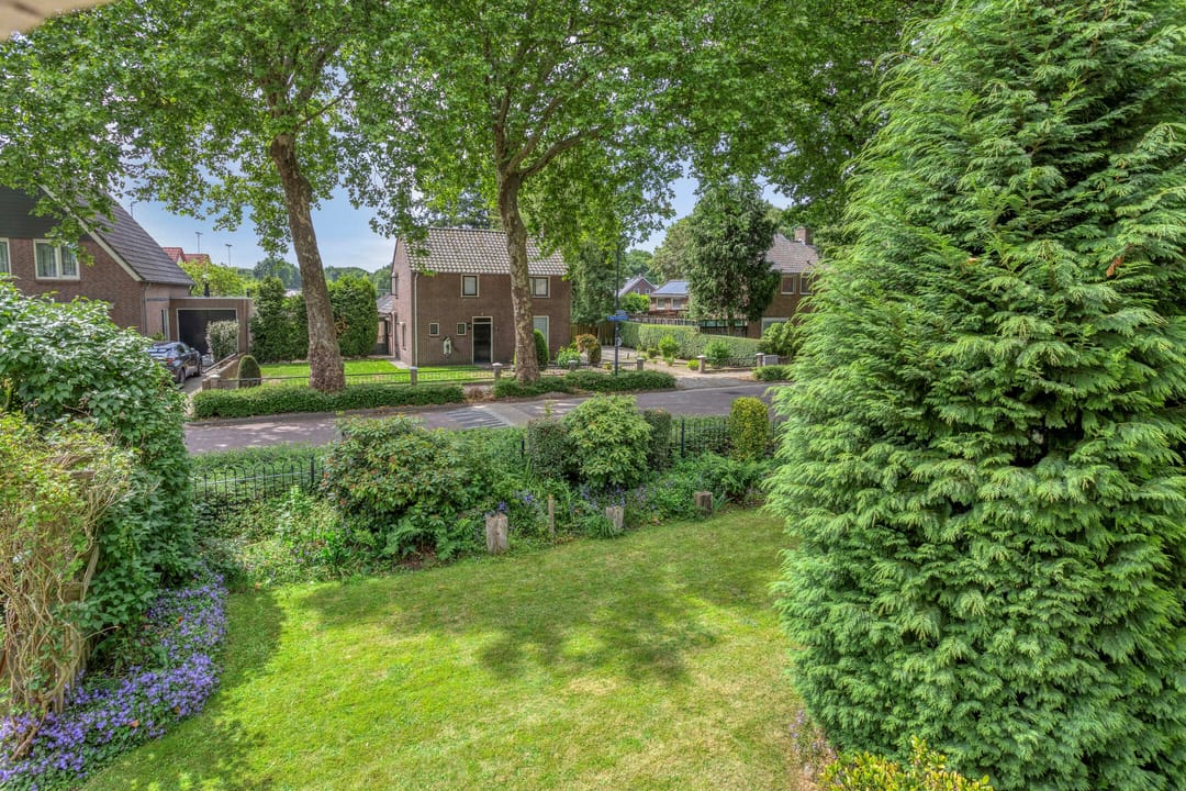 Photo 41 of Marie Trompstraat 2