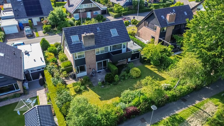 Foto 1 van Fluessen 9