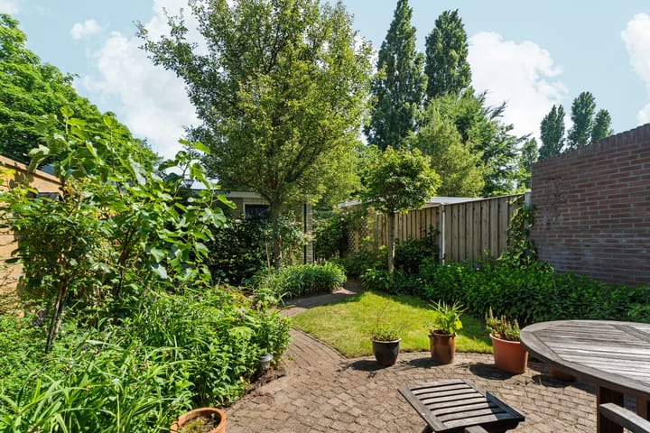 Photo 25 of Florence Nightingalestraat 9