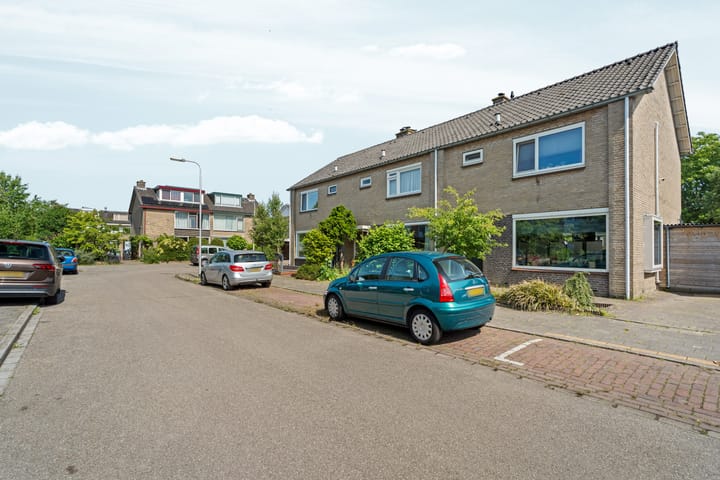 Photo 28 of Florence Nightingalestraat 9