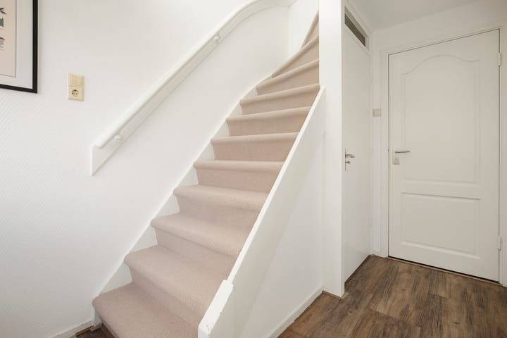 Foto 17 van Adriaan Loosjesstraat 8