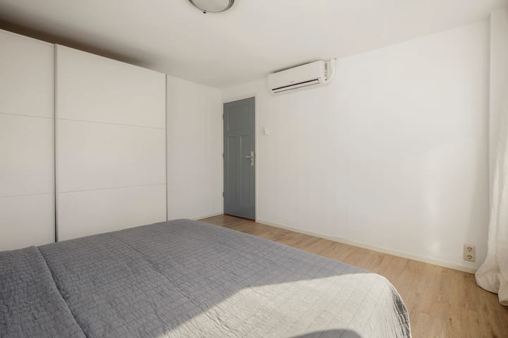 Foto 20 van Adriaan Loosjesstraat 8