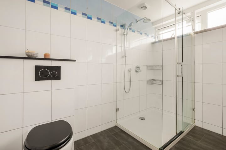 Foto 23 van Adriaan Loosjesstraat 8