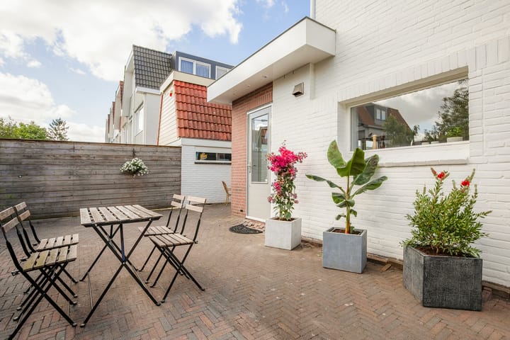 Foto 35 van Adriaan Loosjesstraat 8