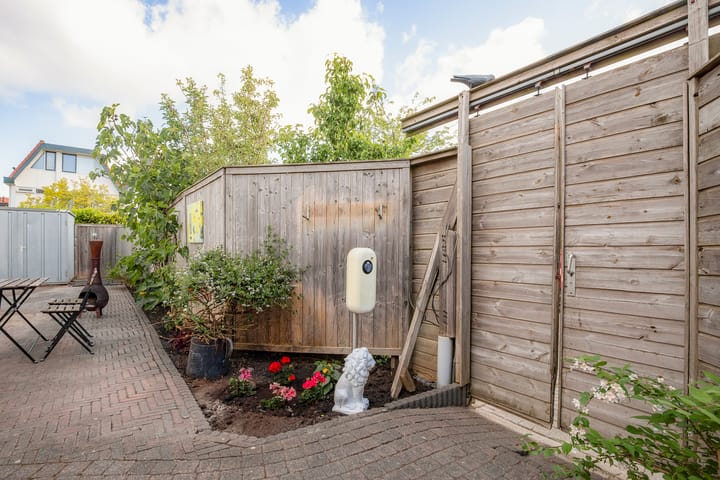 Foto 38 van Adriaan Loosjesstraat 8