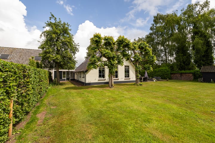 Foto 7 van Roosendaalseweg 202