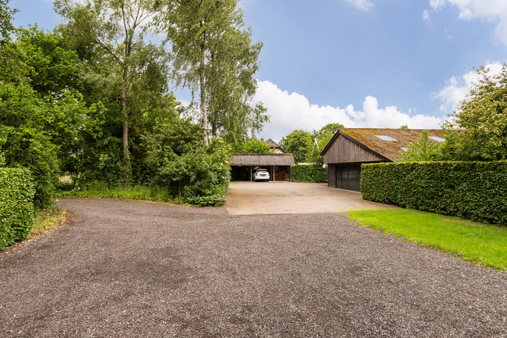 Foto 35 van Roosendaalseweg 202