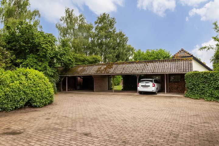 Foto 36 van Roosendaalseweg 202