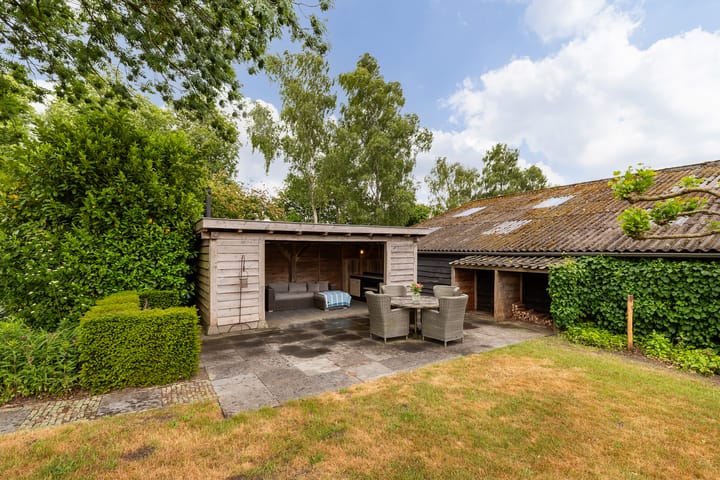 Foto 43 van Roosendaalseweg 202