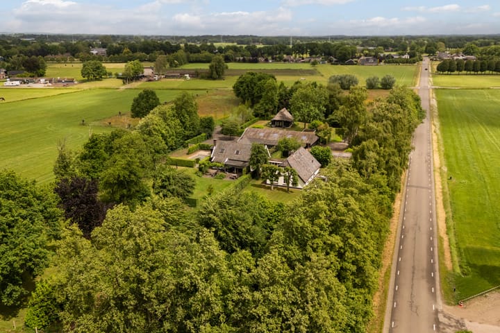 Foto 70 van Roosendaalseweg 202