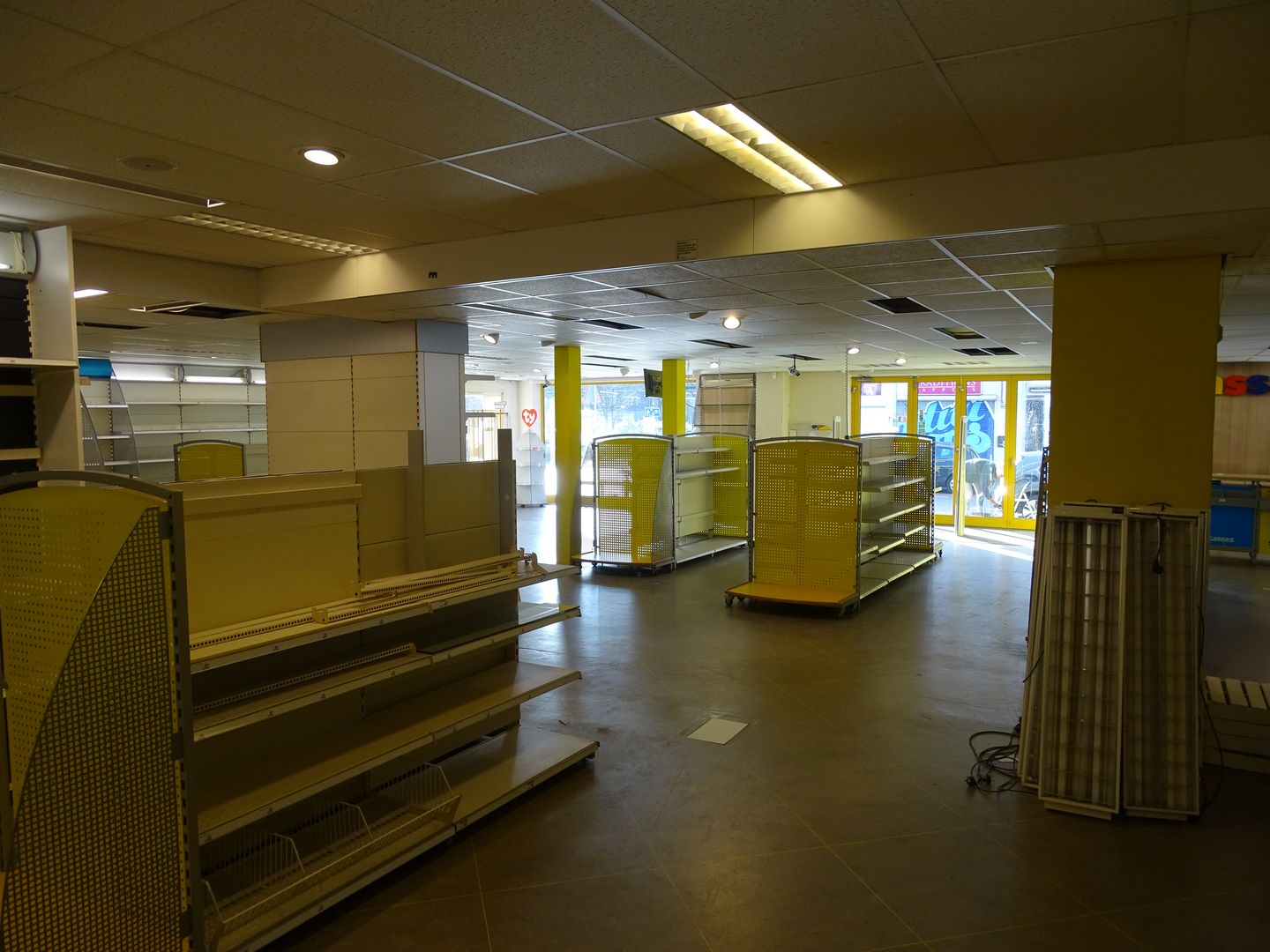 Bekijk foto 3 van Winkelstraat 8