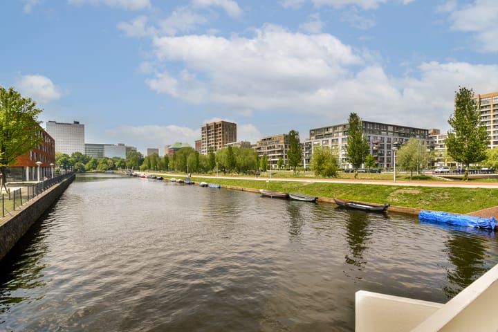 Foto 25 van Woestduinstraat 3-2