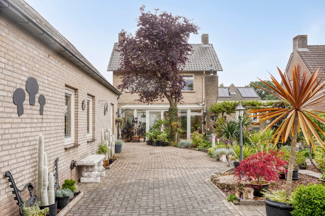 Foto 47 van Burgtstraat 49