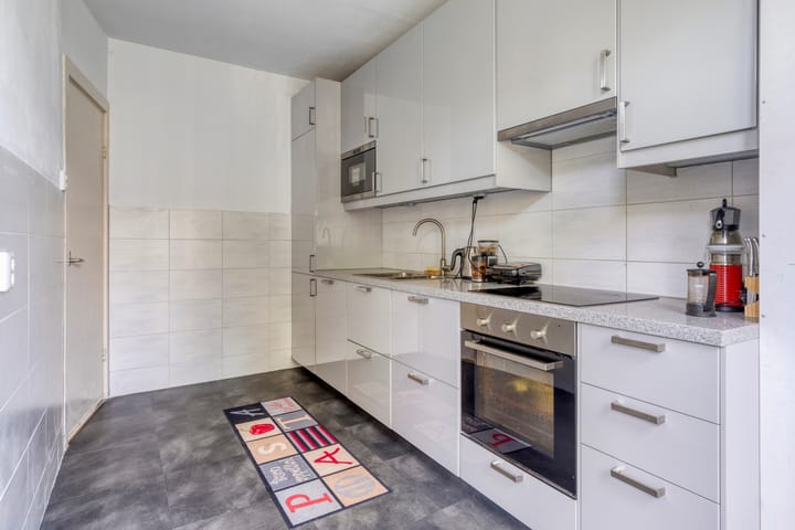 Foto 15 van Warmondstraat 193-2