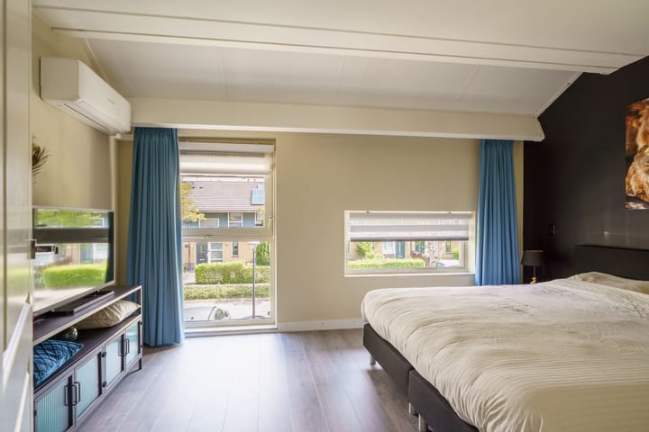 Foto 23 van Februaristraat 15