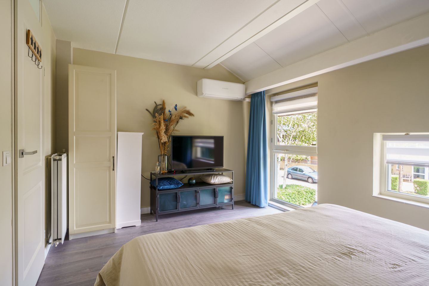 Foto 25 van Februaristraat 15