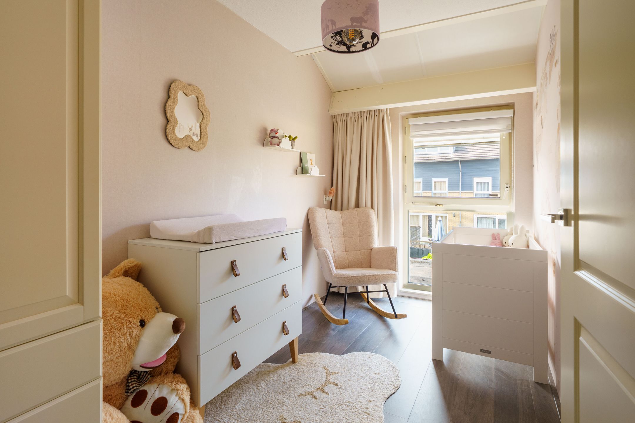 Foto 27 van Februaristraat 15