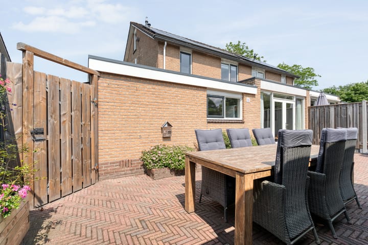 Foto 47 van Herderstasje 52