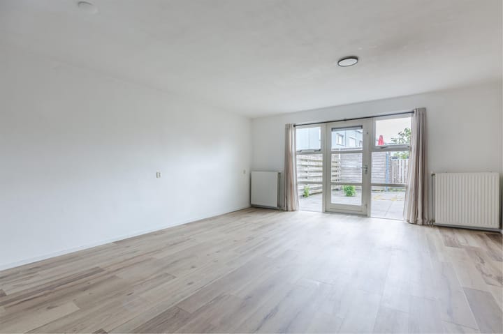 Foto 5 van Caramelstraat 16