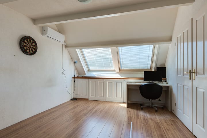 Foto 27 van Venus 71