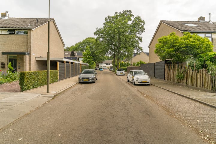 Foto 41 van Jan van Vuurenstraat 25