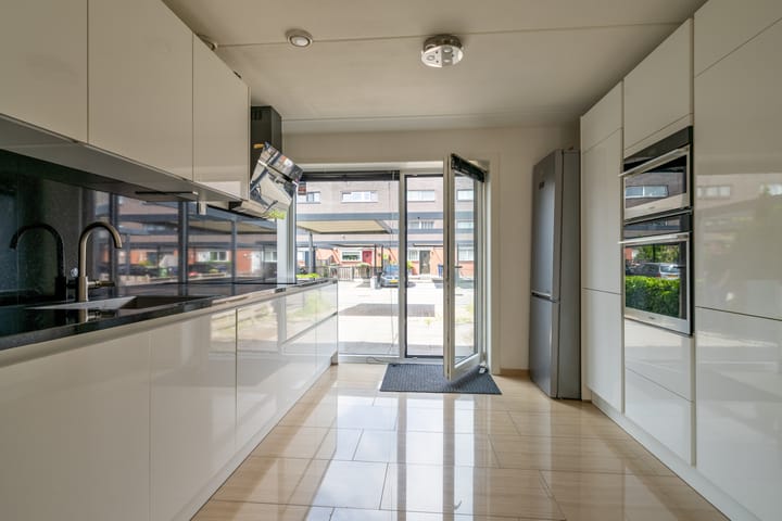 Photo 3 of Hollandiastraat 36