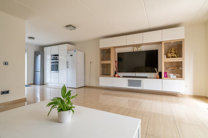 Photo 6 of Hollandiastraat 36