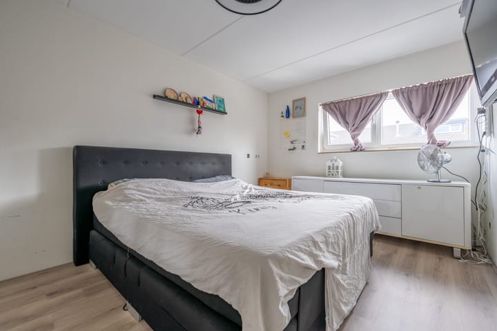 Photo 15 of Hollandiastraat 36