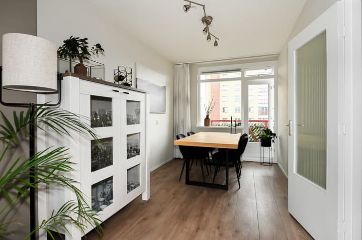 Foto 3 van Dr H. Colijnlaan 281