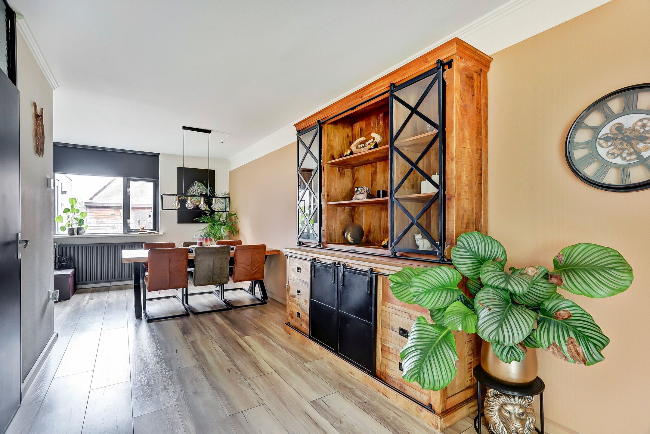 Photo 9 of Oenemastate 18