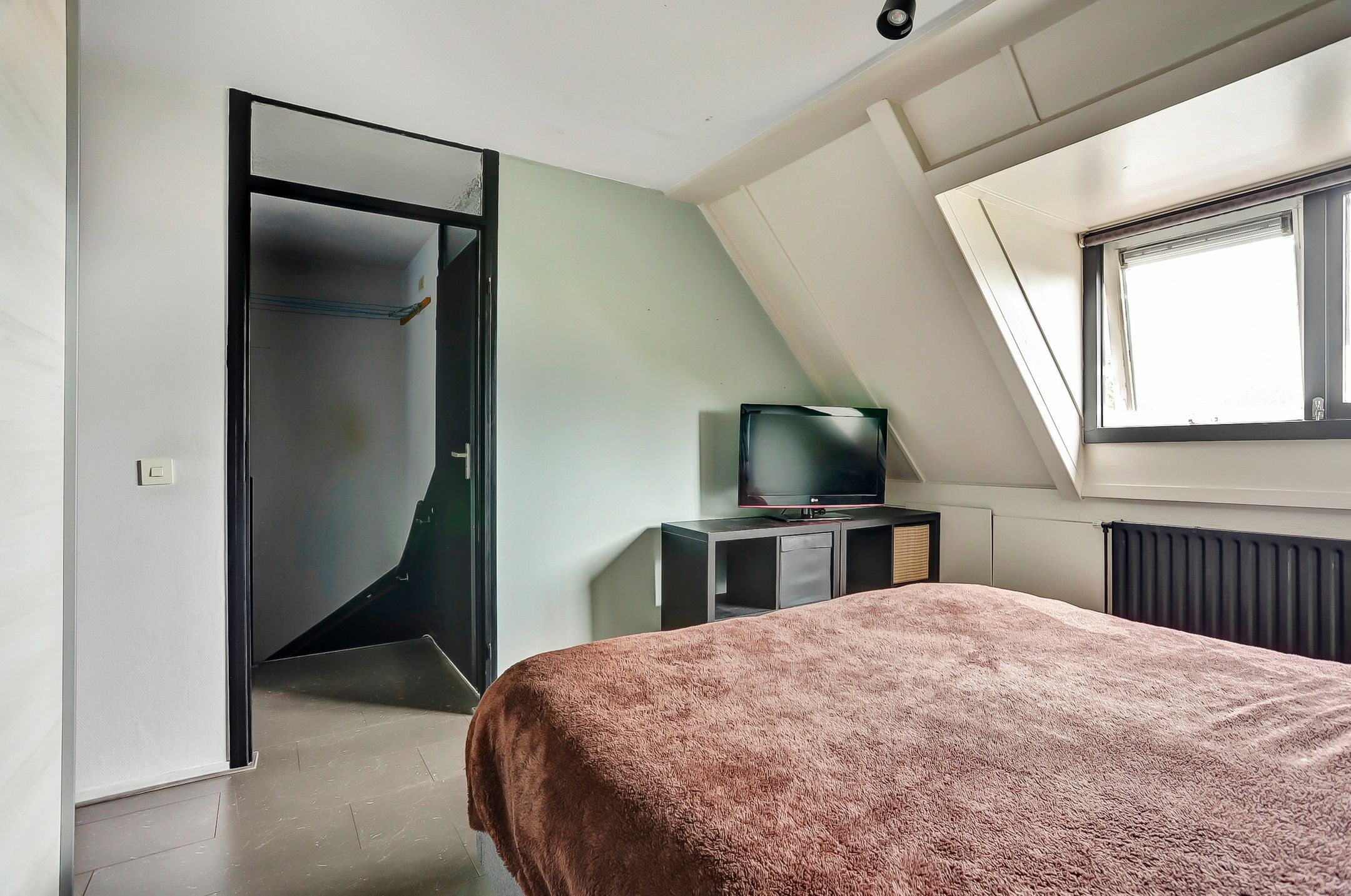 Photo 18 of Oenemastate 18