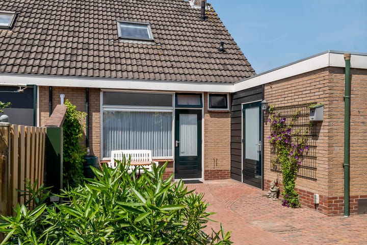 Foto 20 van Korenbloemstraat 1