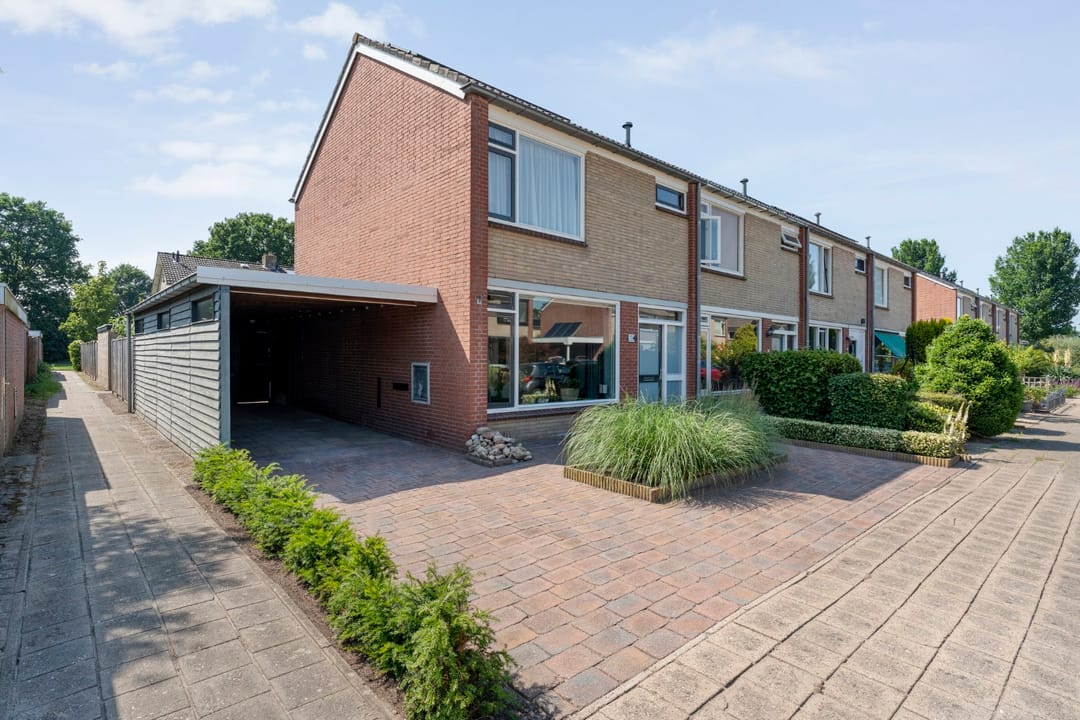 Foto 8 van Meidoornstraat 1