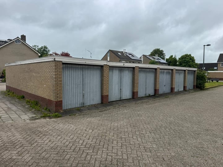 L.J.M. Beelplein 21a-21f, Franeker