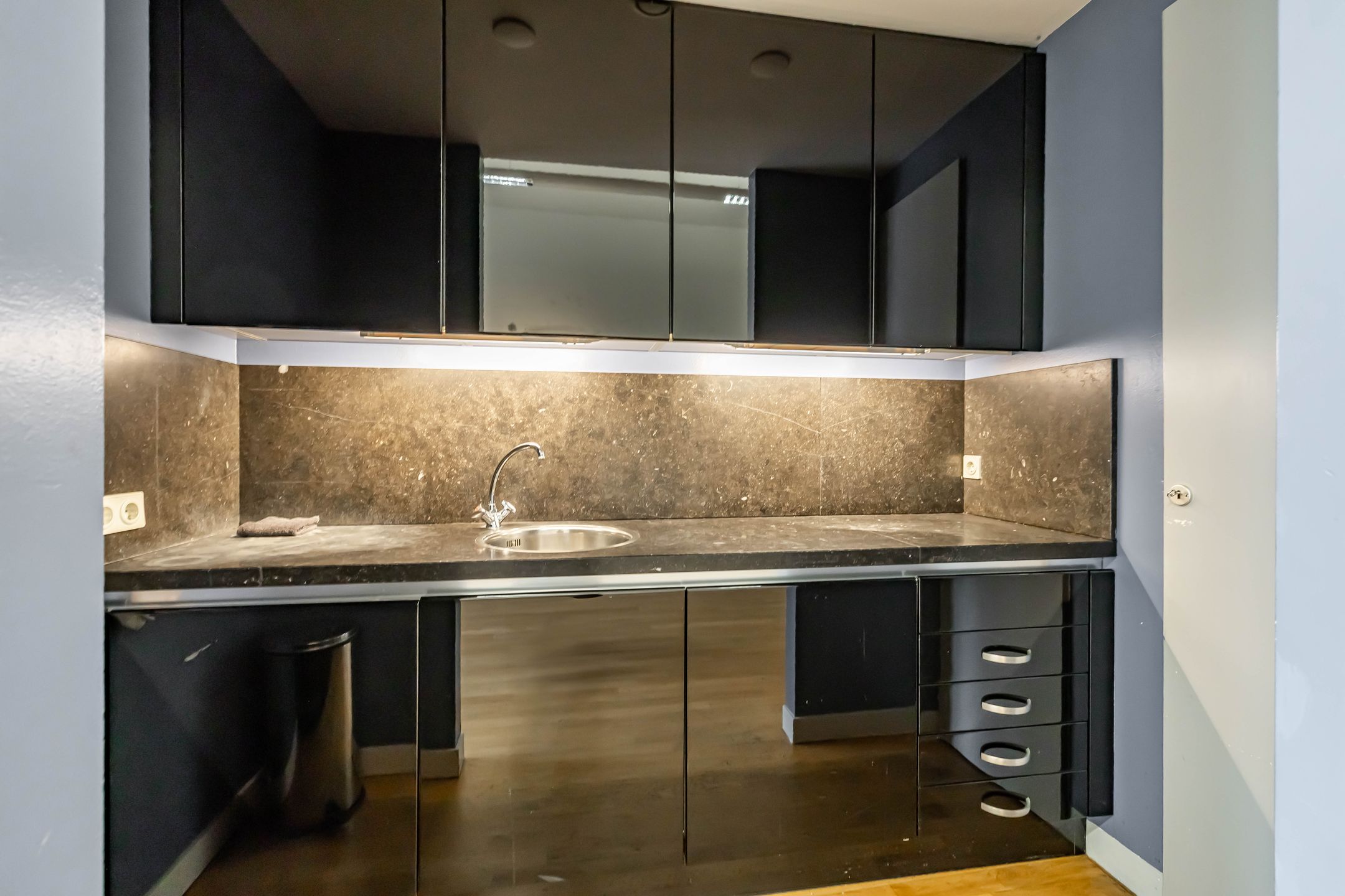 Photo 12 of Hoge der A 18