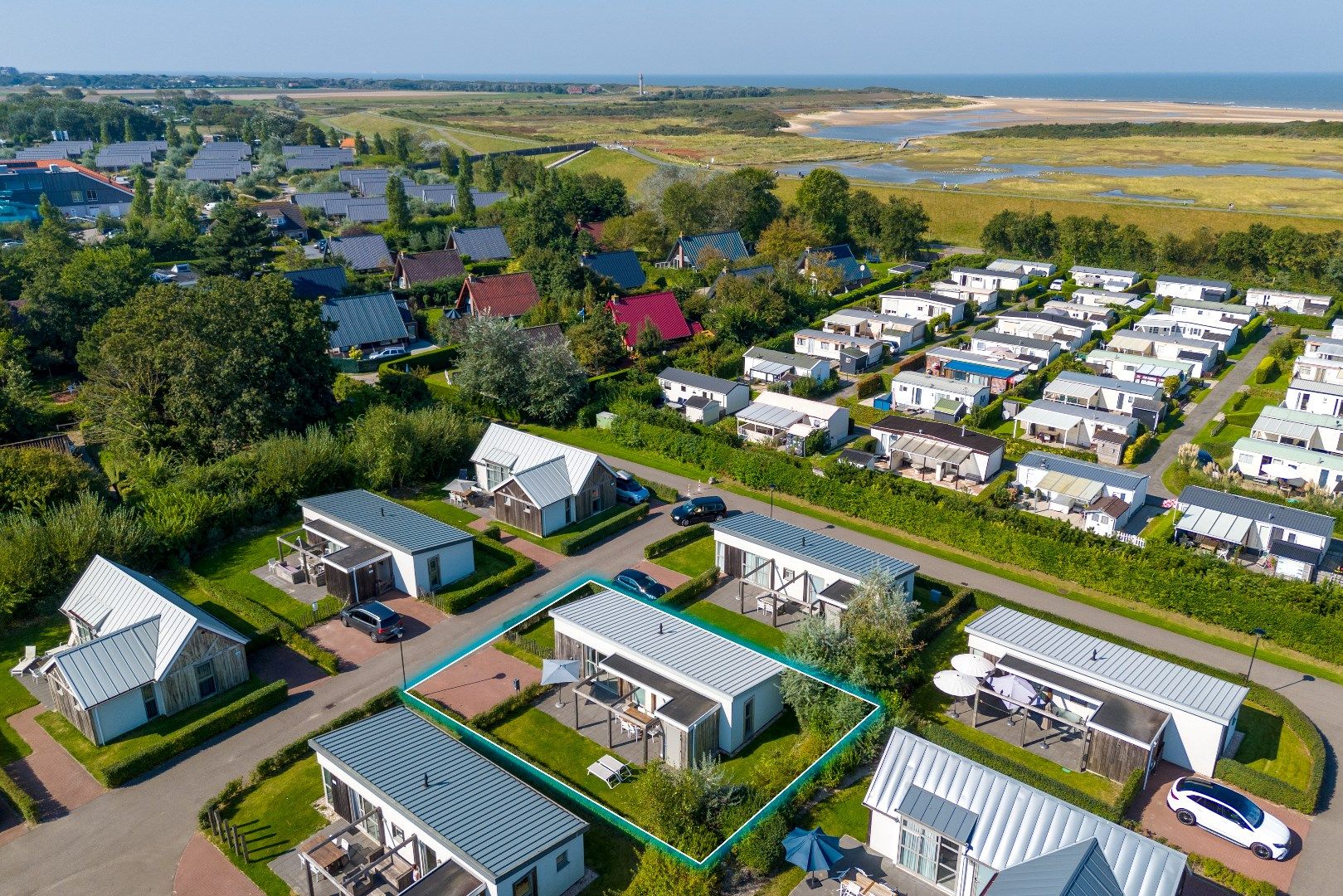 Foto 3 van Zeedijk 24-250