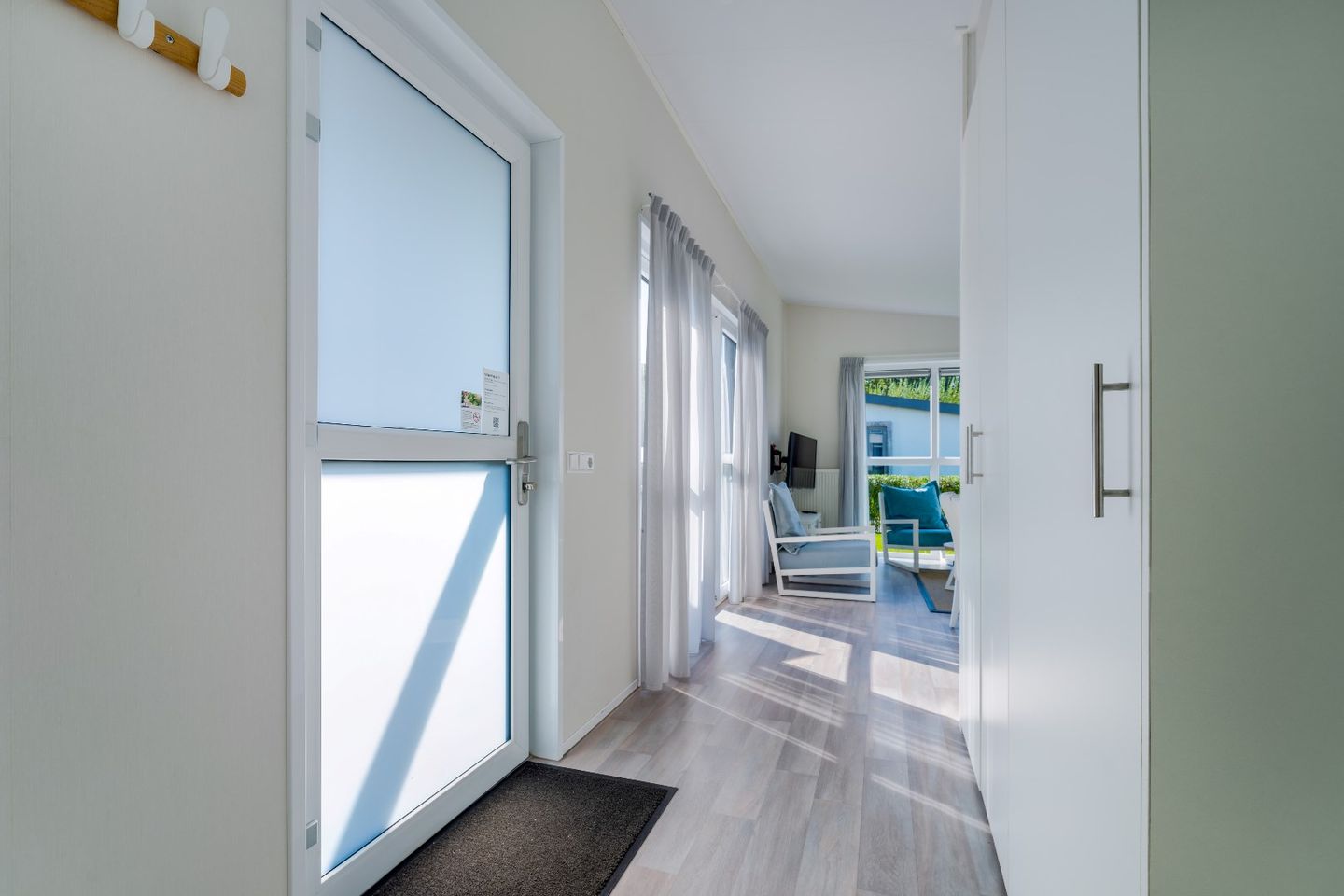 Foto 4 van Zeedijk 24-250