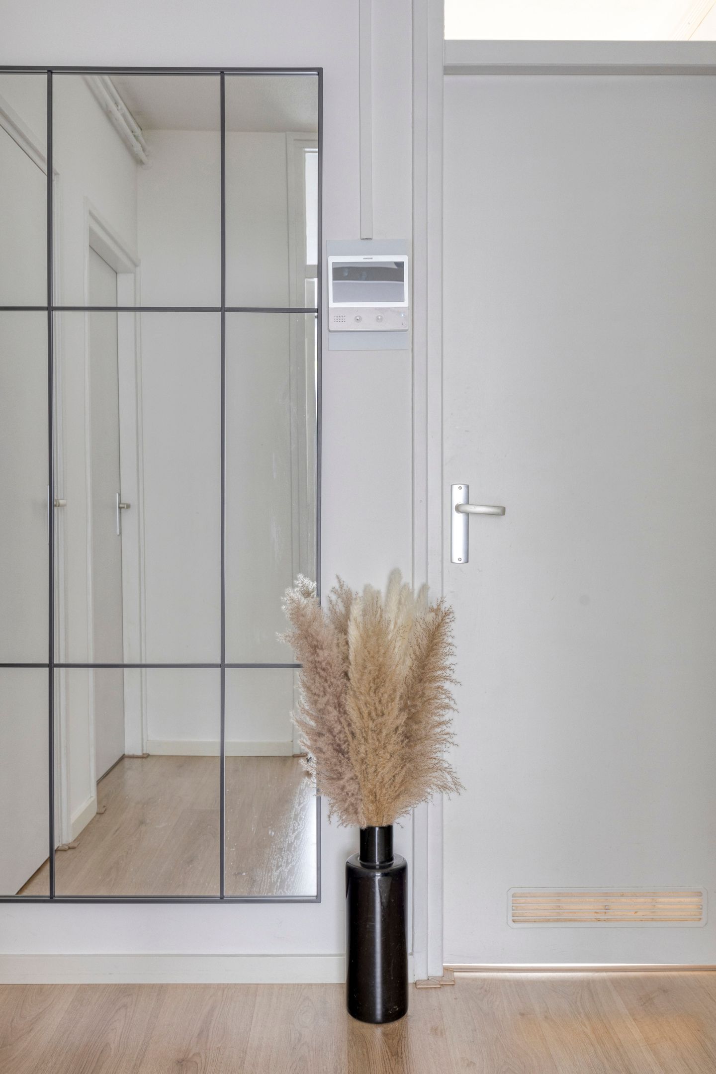 Photo 9 of Ravenswaaijstraat 28