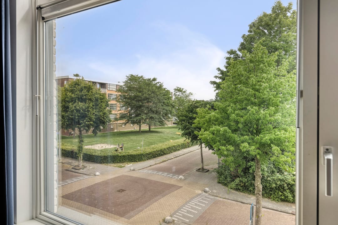 Photo 11 of Ravenswaaijstraat 28