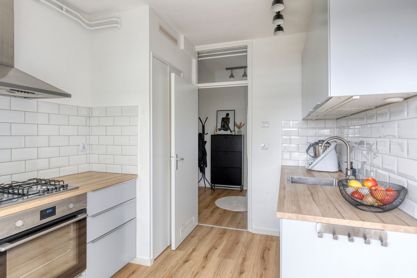 Photo 14 of Ravenswaaijstraat 28