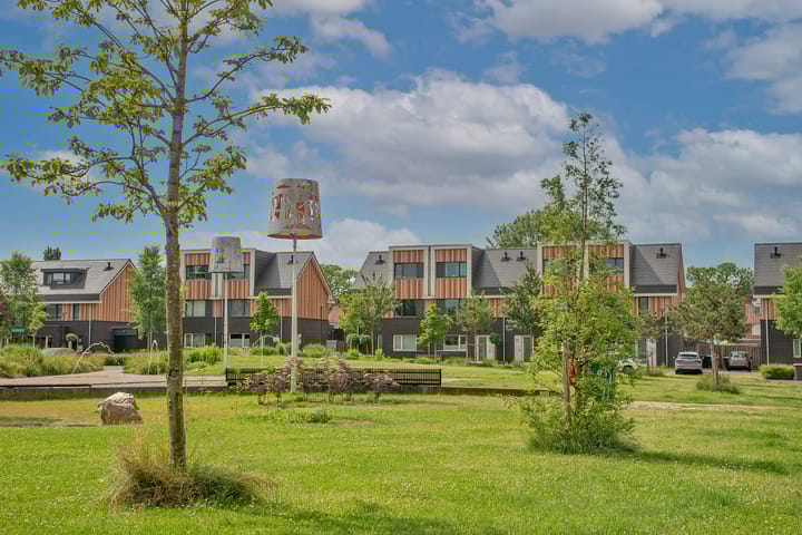 Foto 23 van Van Leeuwenhoekstraat 139