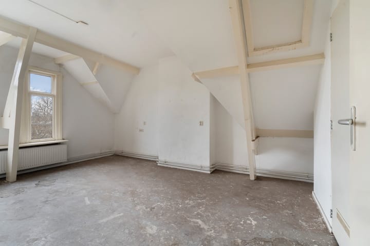 Photo 16 of Mathenesserlaan 351-F