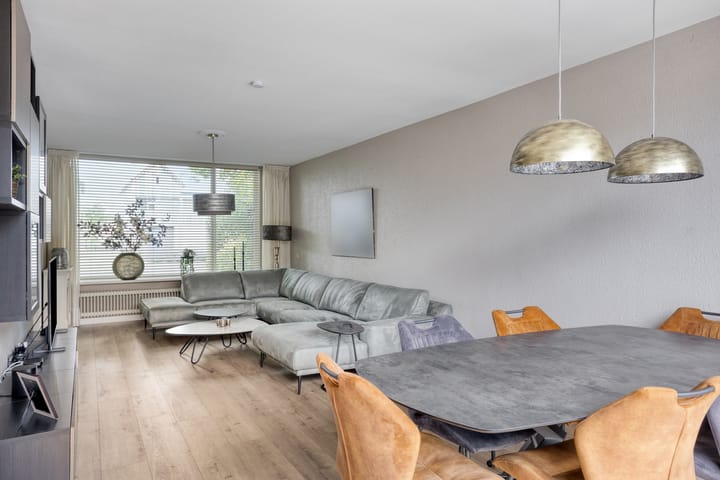 Foto 9 van Johanna van Burenlaan 217