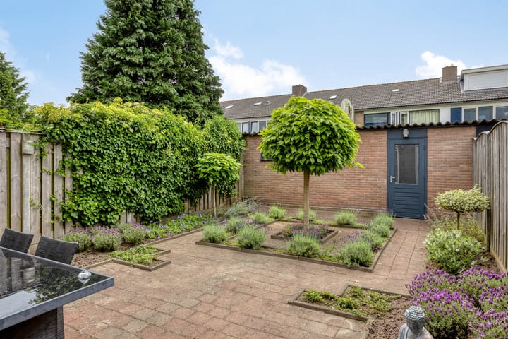 Foto 28 van Johanna van Burenlaan 217