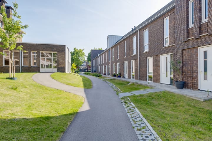 Foto 45 van J.H. Slingenbergpad 12