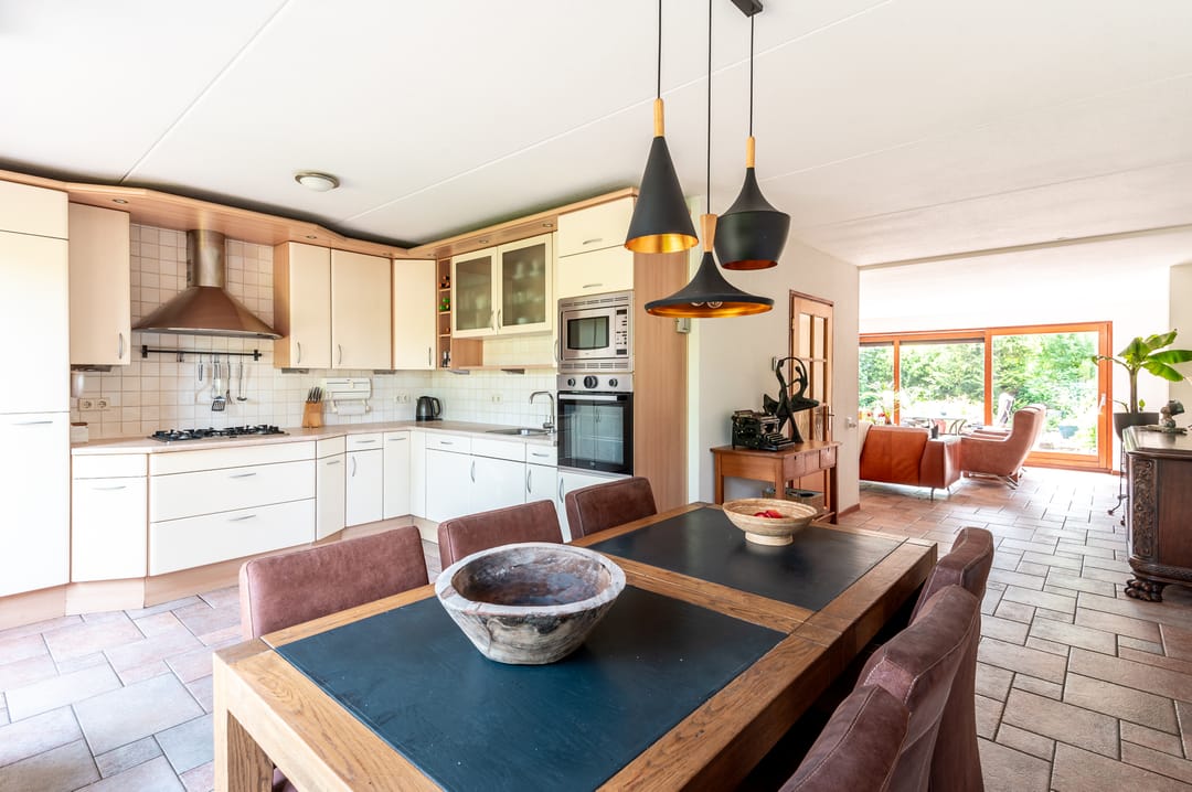 Foto 13 van Botter 38 50