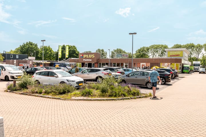 Photo 38 of Botter 38 50